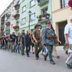 12.08.2017 Kielce. Uczestnicy Marszu Szlakiem Kadrówki wkroczyli do Kielc / Marzena Mąkosa - Radio Kielce / Wkroczenie uczestników kadrówki
