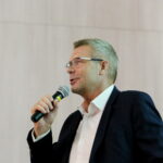 17.08.2017 Kielce. Prezentacja kandydatury miasta Kielce do tytułu Europejskiego Miasta Sportu / Marzena Mąkosa - Radio Kielce / Bogdan Wenta, poseł do Parlamentu Europejskiego