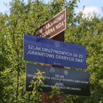 18.08.2017 Tokarnia. V Zlot Kadry Związku Harcerstwa Polskiego. / Marzena Mąkosa - Radio Kielce / Drogowskazy, które znajdują się na drogach przy obozach harcerzy