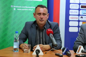 29.08.2017 Kielce. PSS "Społem" tytularnym sponsorem kieleckich siatkarzy / Marzena Mąkosa - Radio Kielce / Wiesław Tkaczuk - Wiceprezes Effector Kielce