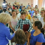30.08.2017 Kielce. Briefing prasowy. Spotkanie sekretarza stanu w Ministerstwie Edukacji Narodowej z dziećmi z Nakła. / Marzena Mąkosa - Radio Kielce / Marzena Machałek - sekretarz stanu w Ministerstwie Edukacji Narodowej przyjechała do dzieci z Nakła