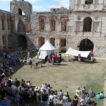 15.08.2017 Piknik historyczny na zamku Krzyżtopór w Ujeździe / Emilia Sitarska - Radio Kielce / Piknik historyczny na zamku Krzyżtopór w Ujeździe