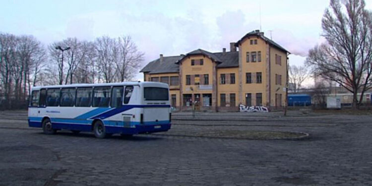 dworzec autobusowy w Końskich / TVP3 Kielce / Końskie - dworce autobusowy i kolejowy