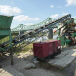 16.08.2017 Szczucin. Rzeka Wisła. Most. Wydobycie piasku. / Włodzimierz Batóg / Radio Kielce / Szczucin. Rzeka Wisła. Most.