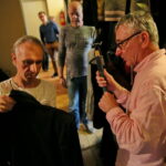 22.08.2017 Kielce. Przygotowania do spektaklu "Wesele" Stanisława Wyspiańskiego. / Marzena Mąkosa - Radio Kielce / Wybór kostiumów. Marcin Przemirski