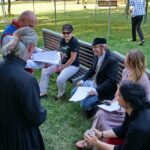 31.08.2017 Kielce. Przygotowania do spektaklu "Wesele" Stanisława Wyspiańskiego. / Karol Żak - Radio Kielce / Próba spektaklu w ogródku Radio Kielce