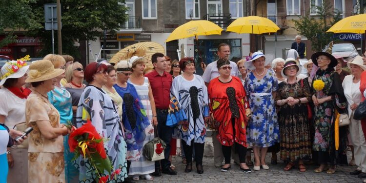 Ostrowieckie Senioralia (19 czerwca 2016 r) / Teresa Czajkowska / Radio Kielce
