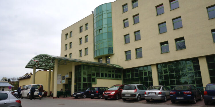 Szpital Powiatowy w Opatowie / Teresa Czajkowska / Radio Kielce