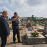 01.09.2017 Jędrzejów. 78 rocznica wybuchu II wojny światowej. burmistrz Marcin Piszczek i Marek Godlewski - Straż Miejska / Ewa Pociejowska-Gawęda - Radio Kielce / 01.09.2017 Jędrzejów. 78 rocznica wybuchu II wojny światowej. burmistrz Marcin Piszczek i Marek Godlewski - Straż Miejska