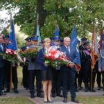 Uroczystości upamiętniające żołnierzy Wojska Polskiego i funkcjonariuszy Policji Państwowej zamordowanych w Katyniu, Charkowie, Twerze i Miednoje / Ewa Pociejowska - Gawęda / Radio Kielce