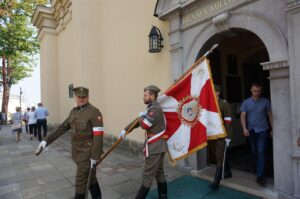 Odsłonięcie tablicy upamiętniającej żołnierzy Narodowych Sił Zbrojnych / Michał Kita / Radio Kielce