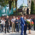 Odsłonięcie tablicy upamiętniającej żołnierzy Narodowych Sił Zbrojnych / Michał Kita / Radio Kielce