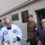 Odsłonięcie tablicy upamiętniającej żołnierzy Narodowych Sił Zbrojnych / Michał Kita / Radio Kielce