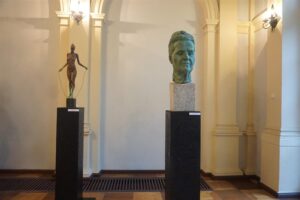 Wystawa rzeźb Dawida Szymczyka / Kamil Włosowicz / Radio Kielce