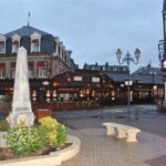 Muzyczne podróże przez świat. Normandia. Etretat / Wojciech Białek