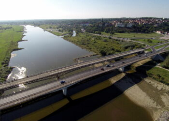 30.08.2017 Sandomierz. Wisła. Most. / Jarosław Kubalski / Radio Kielce