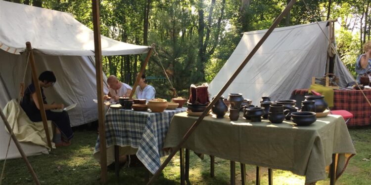 Festiwal Rzemiosł Dawnych. / Grażyna Szlęzak - Wójcik / Radio Kielce