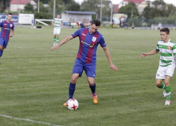 15.08.2017 Daleszyce. Piłka nożna III liga. Mecz Spartakus Daleszyce - Orlęta Radzyń Podlaski. / Jarosław Kubalski - Radio Kielce / Mecz III Ligii Spartakus Daleszyce - Orlęta Radzyń Podlaski