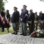 01.09.2017 Kielce. Uroczystości w 78. rocznicę wybuchu II Wojny Światowej. Złożenie kwiatów Kwaterze Ofiar Września 1939 / Jarosław Kubalski  /  Radio Kielce / Kielce. Uroczystości w 78. rocznicę wybuchu II Wojny Światowej