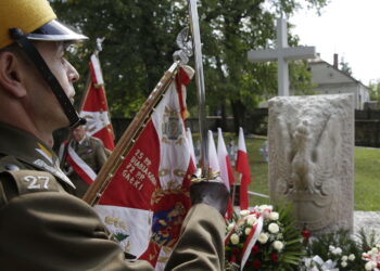 01.09.2017 Kielce. Uroczystości w 78. rocznicę wybuchu II Wojny Światowej. Złożenie kwiatów Kwaterze Ofiar Września 1939 / Jarosław Kubalski  /  Radio Kielce / Kielce. Uroczystości w 78. rocznicę wybuchu II Wojny Światowej