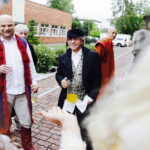 02.09.2017 Kielce. "Wesele" Stanisława Wyspiańskiego w ogrodach Radia Kielce. W spektaklu zagrali dziennikarze Radia Kielce i TVP 3 Kielce. / Jarosław Kubalski  /  Radio Kielce / "Wesele" Stanisława Wyspiańskiego w ogrodach Radia Kielce.