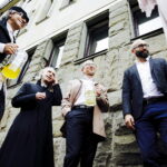 02.09.2017 Kielce. "Wesele" Stanisława Wyspiańskiego w ogrodach Radia Kielce. W spektaklu zagrali dziennikarze Radia Kielce i TVP 3 Kielce. / Jarosław Kubalski  /  Radio Kielce / "Wesele" Stanisława Wyspiańskiego w ogrodach Radia Kielce.