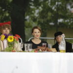 02.09.2017 Kielce. "Wesele" Stanisława Wyspiańskiego w ogrodach Radia Kielce. W spektaklu zagrali dziennikarze Radia Kielce i TVP 3 Kielce. / Jarosław Kubalski  /  Radio Kielce / "Wesele" Stanisława Wyspiańskiego w ogrodach Radia Kielce.