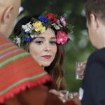 02.09.2017 Kielce. "Wesele" Stanisława Wyspiańskiego w ogrodach Radia Kielce. W spektaklu zagrali dziennikarze Radia Kielce i TVP 3 Kielce. Monika Miller / Jarosław Kubalski  /  Radio Kielce / "Wesele" Stanisława Wyspiańskiego w ogrodach Radia Kielce.