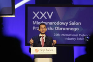 05.09.2017 Kielce. Międzynarodowy Salon Przemysłu Obronnego. Wicepremier Mateusz Morawiecki / Jarosław Kubalski / Radio Kielce / Kielce. Międzynarodowy Salon Przemysłu Obronnego.