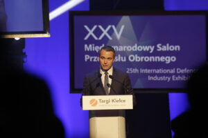 05.09.2017 Kielce. Międzynarodowy Salon Przemysłu Obronnego. Prezes PGZ Błażej WOjnicz / Jarosław Kubalski / Radio Kielce / Kielce. Międzynarodowy Salon Przemysłu Obronnego.