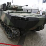 05.09.2017 Kielce. Międzynarodowy Salon Przemysłu Obronnego. MSPO. Transporter opancerzony Borsuk / Jarosław Kubalski  /  Radio Kielce / Kielce. Międzynarodowy Salon Przemysłu Obronnego. MSPO
