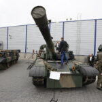 06.09.2017 Kielce. Międzynarodowy Salon Przemysłu Obronnego. MSPO. Czołg PT 91 Twardy / Jarosław Kubalski / Radio Kielce / Radio Kielce