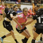 09.09.2017 Kielce. Mecz PGNiG Superligi Korona Handball Kielce - MKS Perła Lublin. Magdalena Skowrońska / Jarosław Kubalski / Radio Kielce