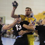 09.09.2017 Kielce. Mecz  PGNiE Superligi PGE VIve -  MMTS Kwidzyń. Michał Jurecki / Jarosław Kubalski / Radio Kielce