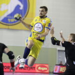 09.09.2017 Kielce. Mecz  PGNiE Superligi PGE VIve -  MMTS Kwidzyń. Michał Jurecki / Jarosław Kubalski / Radio Kielce