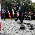 11.09.2017 Kielce. Uroczystości pod pomnikiem "Homo Homini" w 16. rocznicę ataków terrorystycznych na  wieże World Trade Center. / Jarosław Kubalski / Radio Kielce