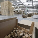 14.09.2017 Kielce. Fabryka DS Smith. Nowa hala do produkcji opakowań specjalnych / Jarosław Kubalski / Radio Kielce