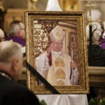 18.09.2017 Kielce. Biskup Kazimierz Ryczan nie żyje. Pierwszy dzień uroczystości pogrzebowych w Bazylice Katedralnej / Jarosław Kubalski / Radio Kielce