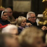 18.09.2017 Kielce. Biskup Kazimierz Ryczan nie żyje. Pierwszy dzień uroczystości pogrzebowych w Bazylice Katedralnej. Czuwanie modlitewne / Jarosław Kubalski / Radio Kielce