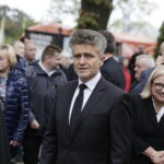 19.09.2017 Kielce. Uroczystości pogrzebowe biskupa Kazimierza Ryczana. Senator Krzysztof Słoń / Jarosław Kubalski / Radio Kielce