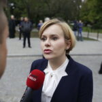 19.09.2017 Kielce. Uroczystości pogrzebowe biskupa Kazimierza Ryczana. Poseł Anna Krupka / Jarosław Kubalski / Radio Kielce