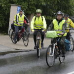 23.09.2017 Kielce. Pielgrzymka rowerowa na  Święty Krzyż wyrusza z Placu Jana Pawła II / Jarosław Kubalski / Radio Kielce