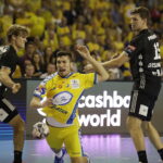 Kielce. Mecz 2. kolejki Ligi Mistrzów PGE Vive - THW Kiel. Alex Dujszebajew / Jarosław Kubalski / Radio Kielce