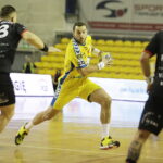 26.09.2017 Kielce. Mecz 5. kolejki PGNiG Superlig PGE Vive Kielce - Piotrkowianin Piotrków Trybunalski. Mariusz Jurkiewicz / Jarosław Kubalski / Radio Kielce