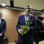 29.09.2017 Kielce. Nagrody Wojewody Świętokrzyskiego "Czyste Serca". Nagrodę dla Wzgórza Zamkowego w Kielcach odbiera Marek Maciągowski / Jarosław Kubalski / Radio Kielce