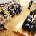 29.09.2017 Kielce. Galeria Winda. Otwarte spotkanie w ramach kampanii społeczno - informacyjnej przed referendum dotyczącym zmian w konstytucji / Jarosław Kubalski / Radio Kielce