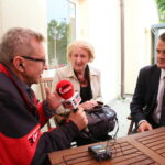 Kielce. Pogrzeb bp. Kazimierza Ryczana. Kondukt żałobny. Ryszard Koziej, Regina Renz, Jacek Semaniak / Marzena Mąkosa / Radio Kielce