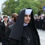 Kielce. Pogrzeb bp. Kazimierza Ryczana. Kondukt żałobny / Marzena Mąkosa / Radio Kielce