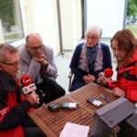 Kielce. Pogrzeb bp. Kazimierza Ryczana. Kondukt żałobny. Ryszard Koziej, Andrzej Sygut, Stanisława Gawlik, Marlena Płaska / Marzena Mąkosa / Radio Kielce