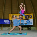 02.09.2017 Kielce. Pożegnanie lata w Parku miejskim / Marzena Mąkosa - Radio Kielce / Julia i Laura - występy akrobatyczne " Grafit"